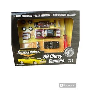 Ertl American Muscle 1969 Chevy Camaro Diecast Model Kit 1:64 30292 Deep red‎